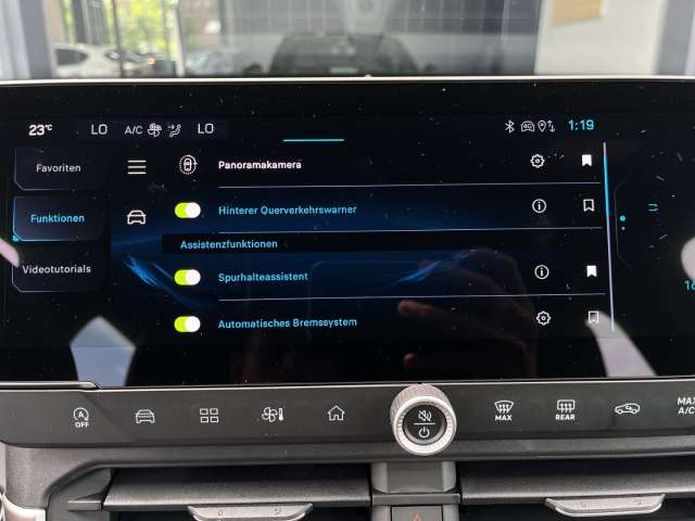 Fahrzeugbild eines Jeep Compass
