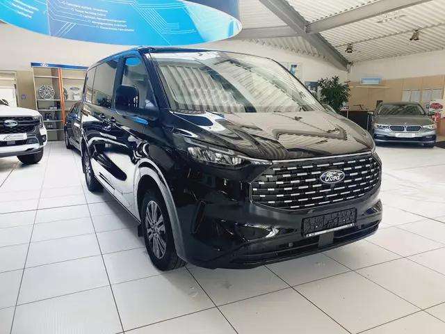 Fahrzeugbild eines Ford Tourneo Custom