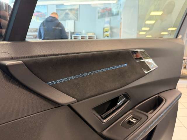 Fahrzeugbild eines Renault Clio