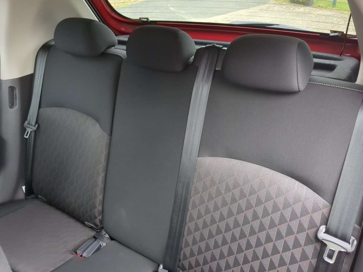 Fahrzeugbild eines Mitsubishi Space Star