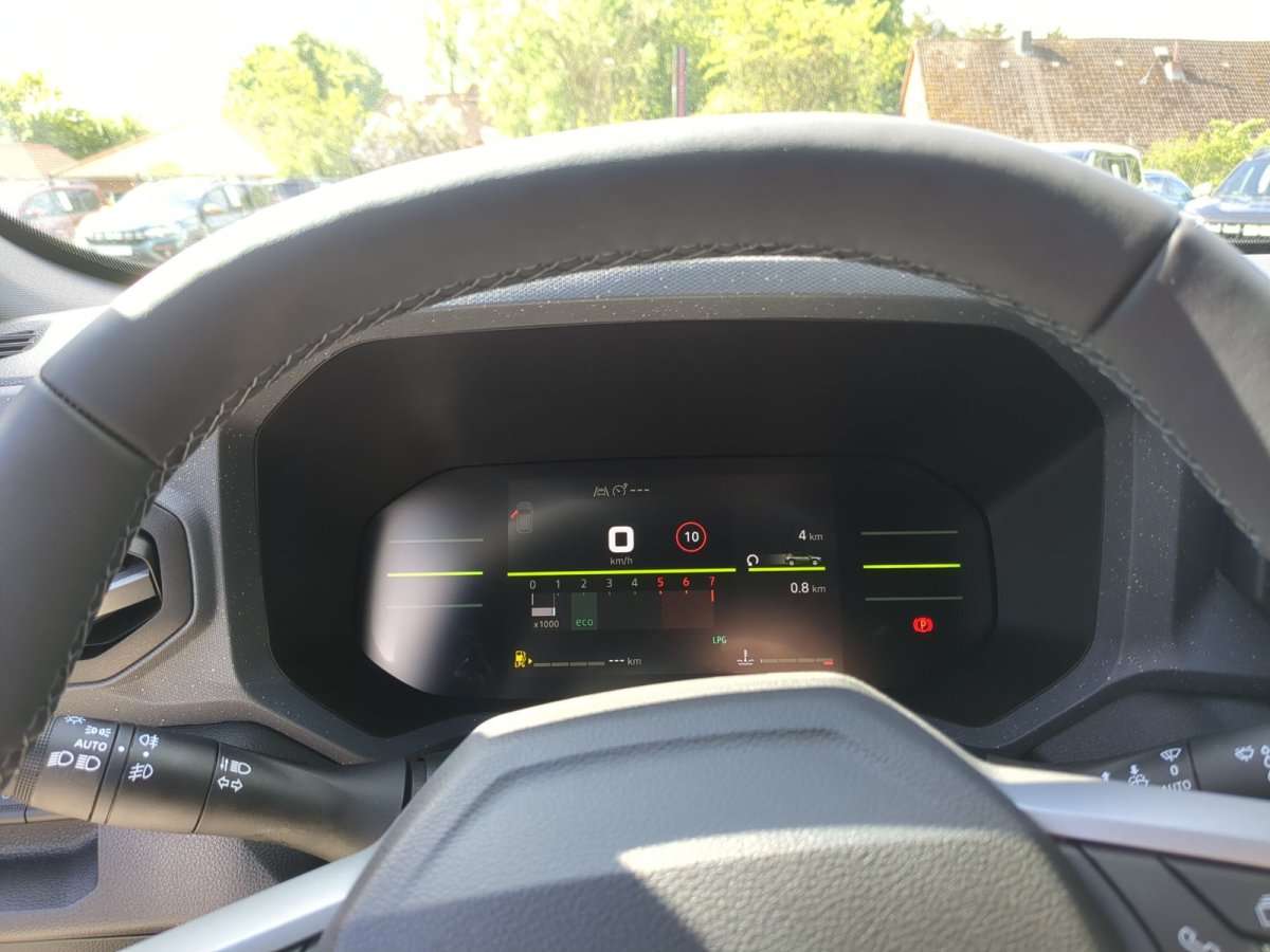 Fahrzeugbild eines Dacia Duster