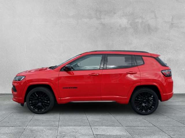 Fahrzeugbild eines Jeep Compass