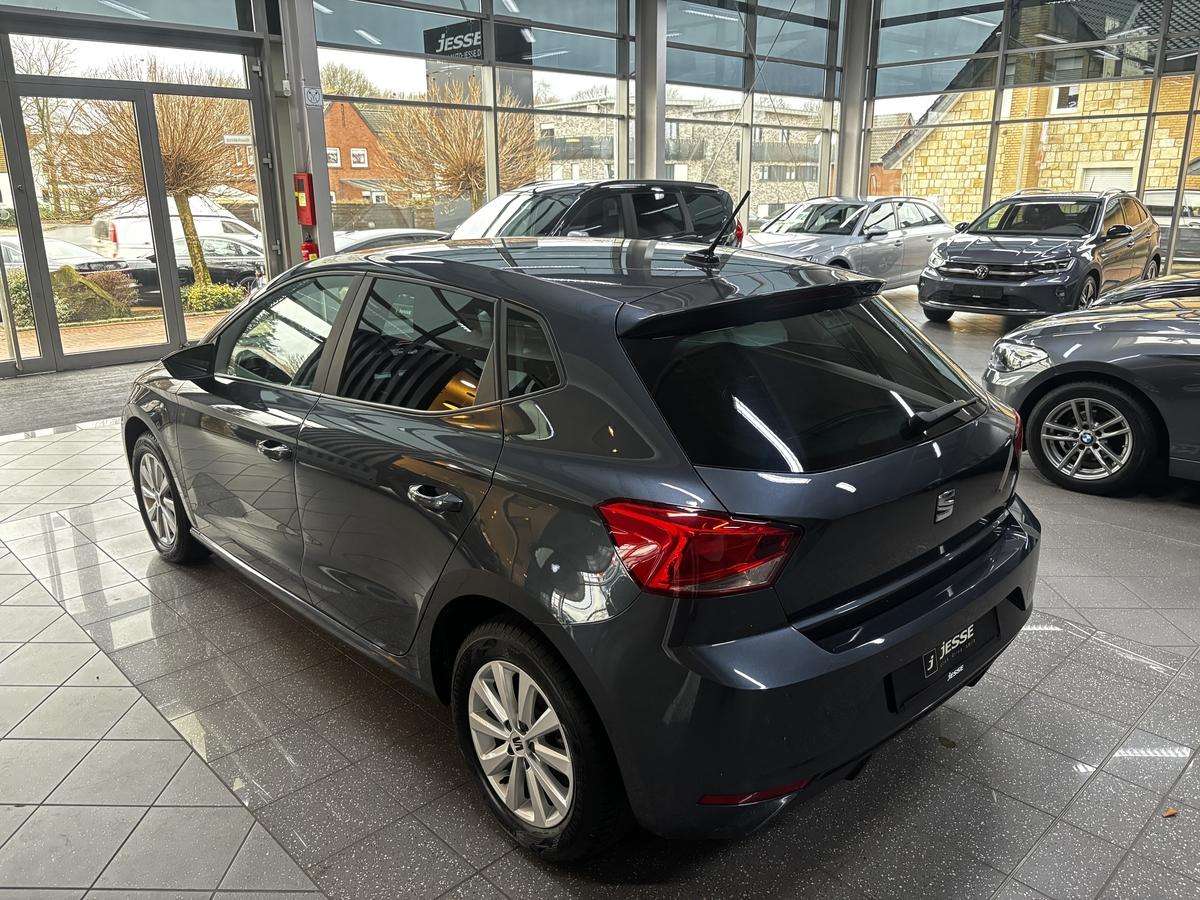 Fahrzeugbild eines SEAT Ibiza