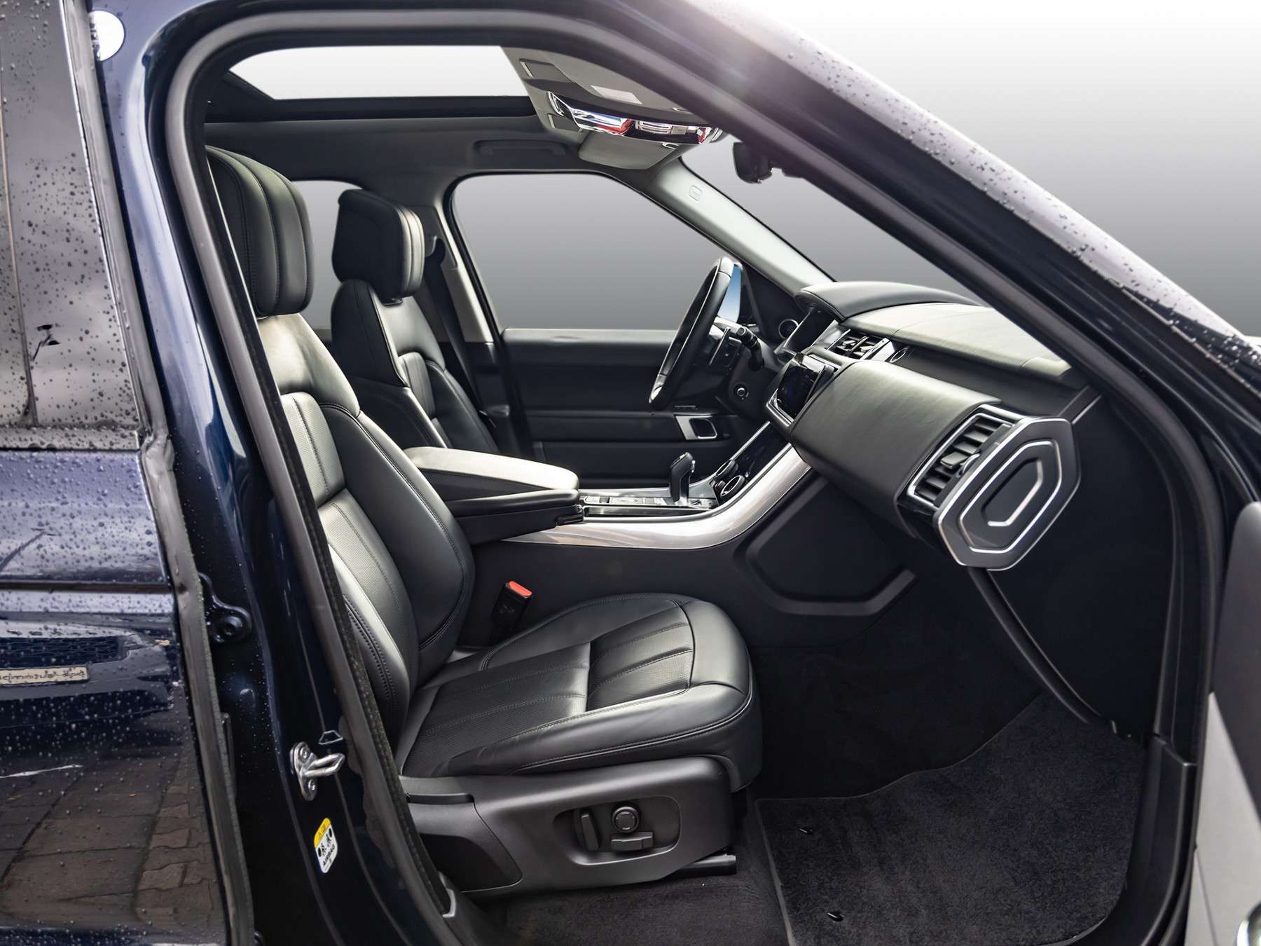 Fahrzeugbild eines Land Rover Range Rover Sport