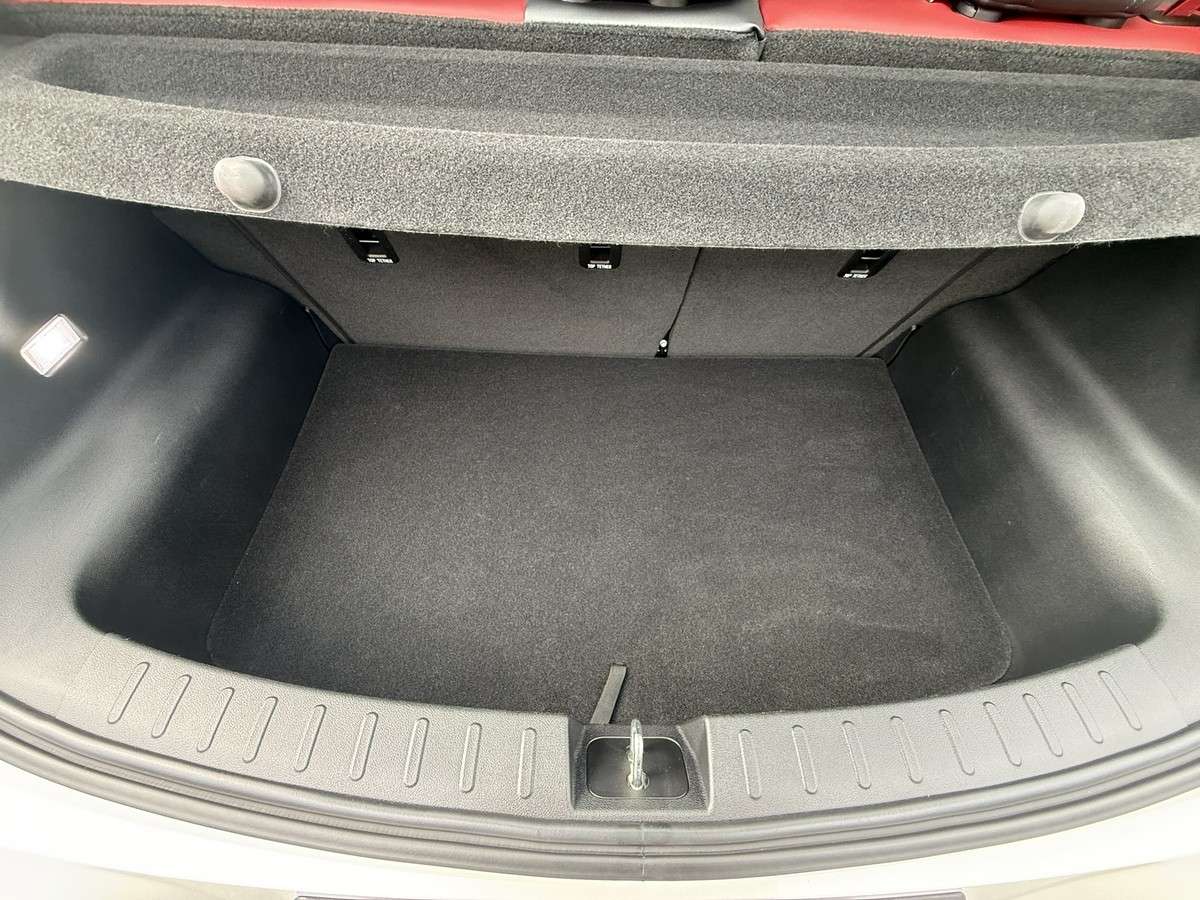 Fahrzeugbild eines GWM Ora 03