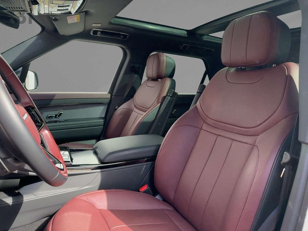 Fahrzeugbild eines Land Rover Range Rover Sport