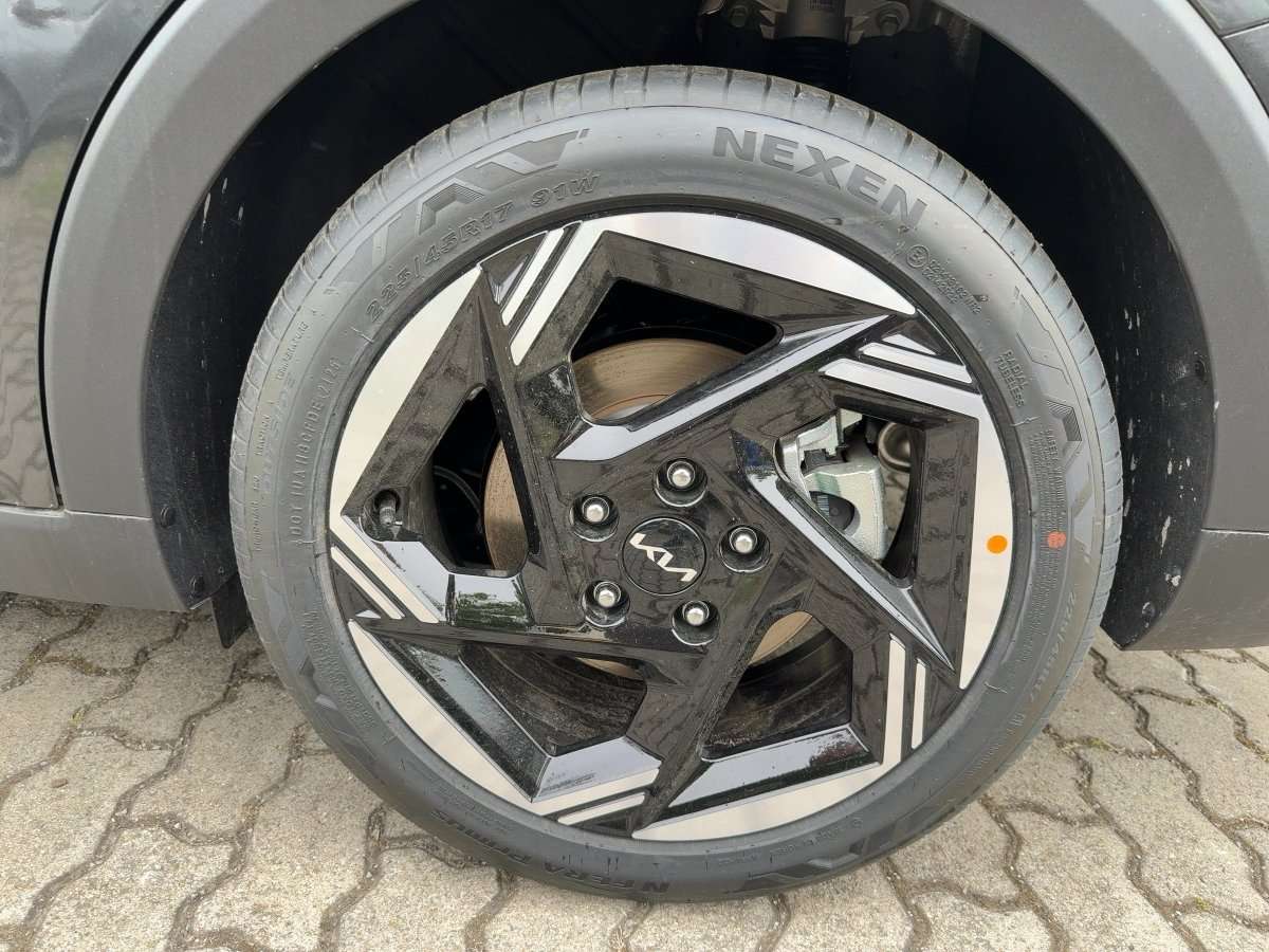 Fahrzeugbild eines Kia K4