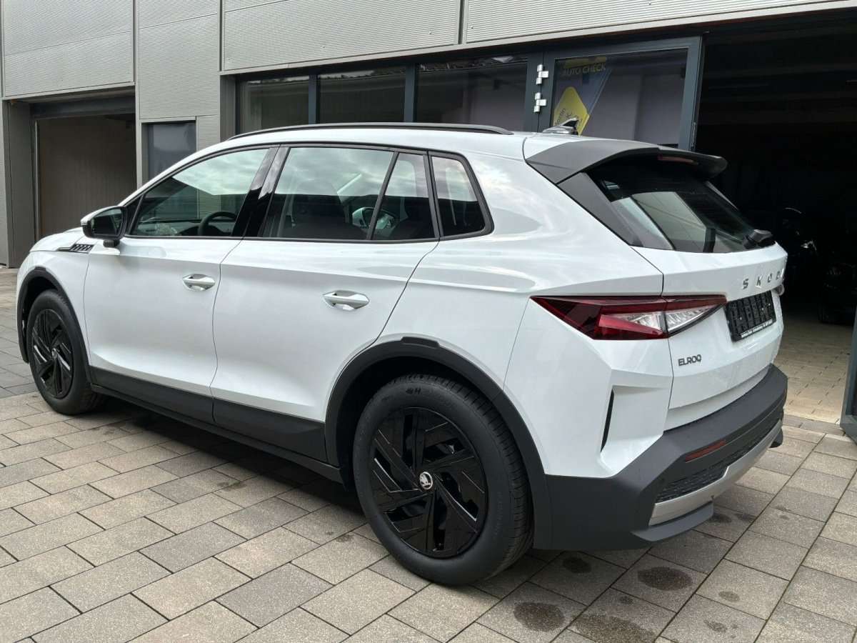 Fahrzeugbild eines Skoda ELROQ