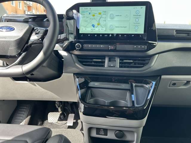 Fahrzeugbild eines Ford Tourneo Custom