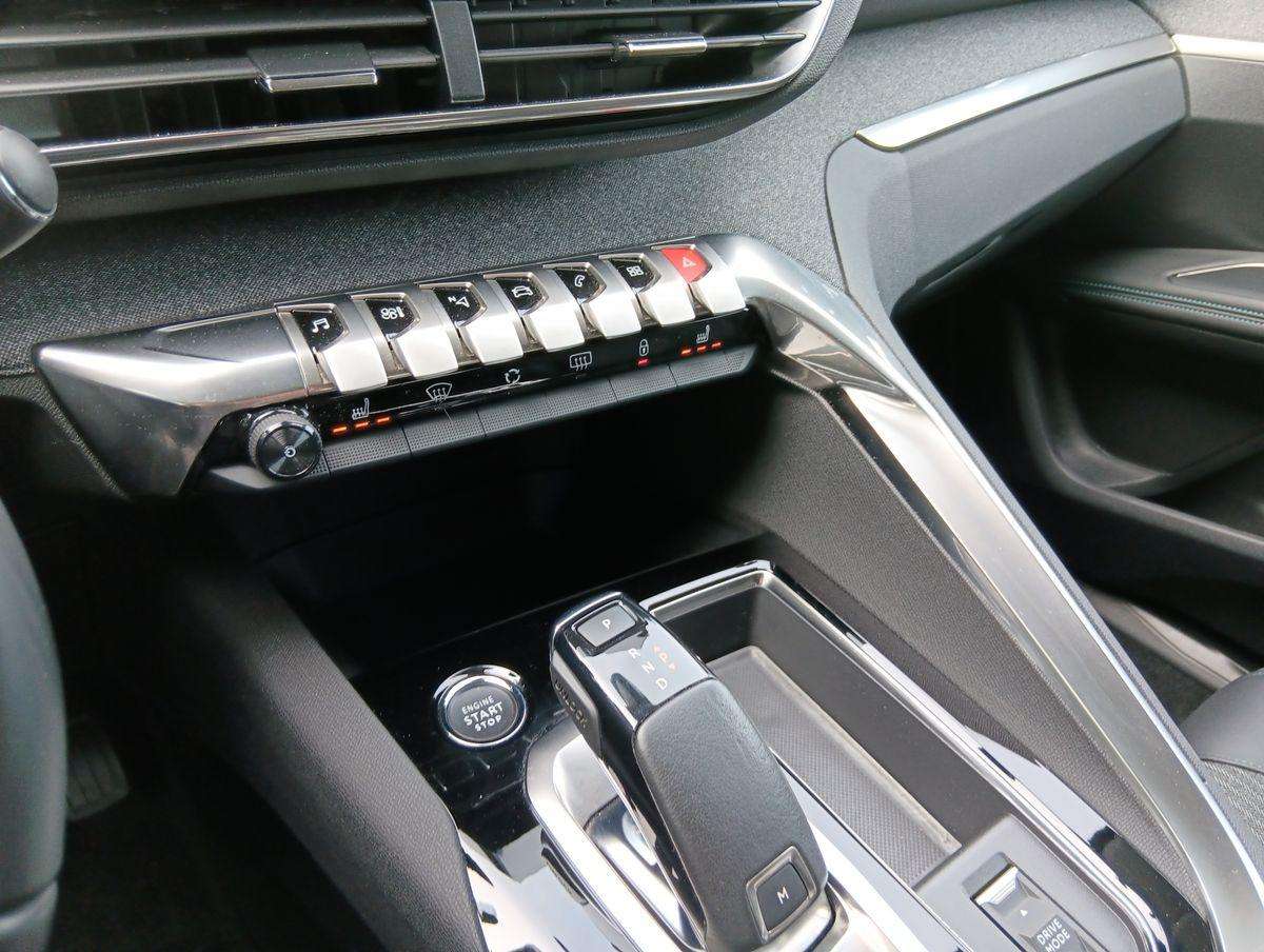 Fahrzeugbild eines Peugeot 3008