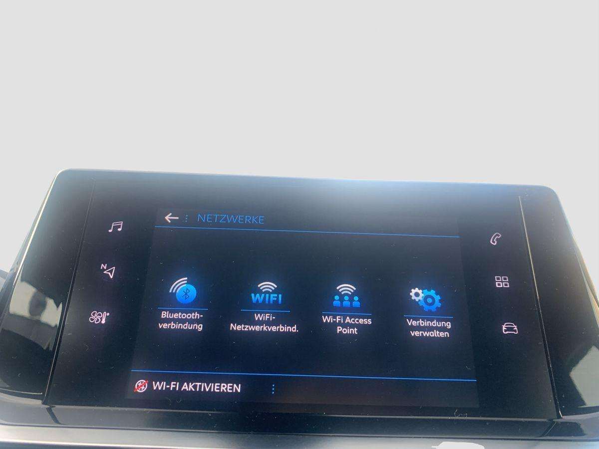 Fahrzeugbild eines Peugeot 2008