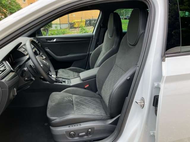 Fahrzeugbild eines Skoda Superb