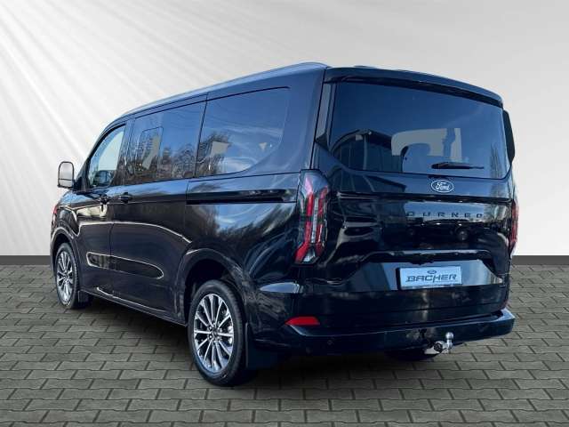 Fahrzeugbild eines Ford Tourneo Custom