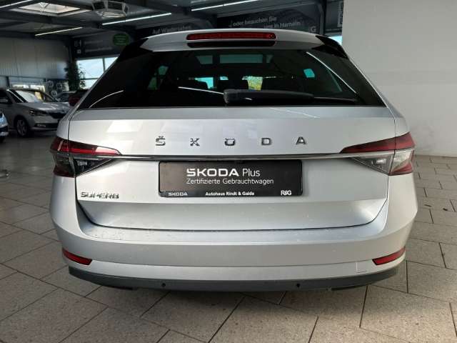 Fahrzeugbild eines Skoda Superb