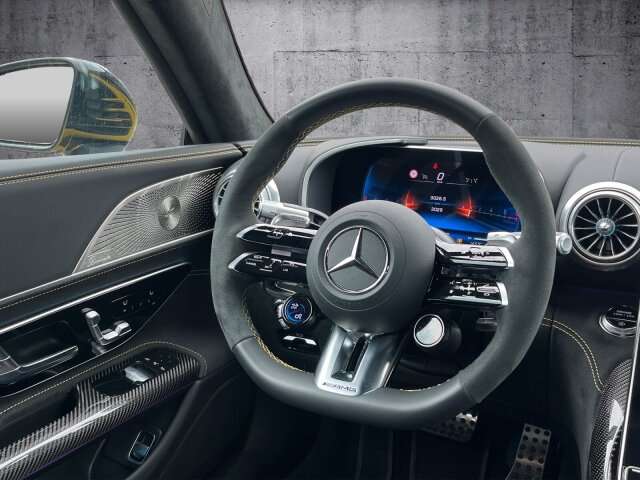 Fahrzeugbild eines Mercedes-Benz AMG GT