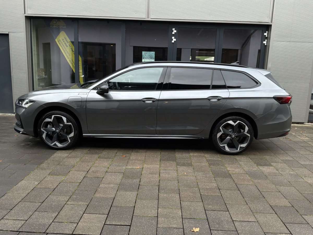 Fahrzeugbild eines Skoda Superb