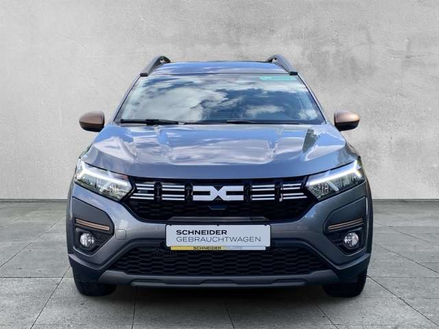 Fahrzeugbild eines Dacia Jogger