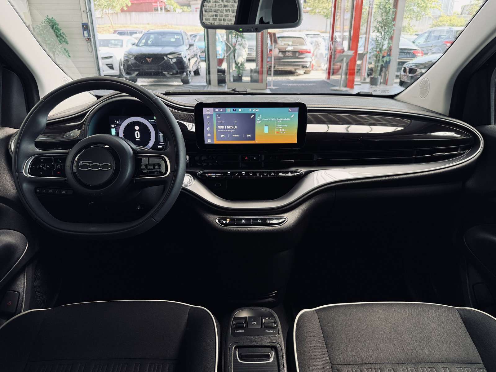 Fahrzeugbild eines Fiat 500