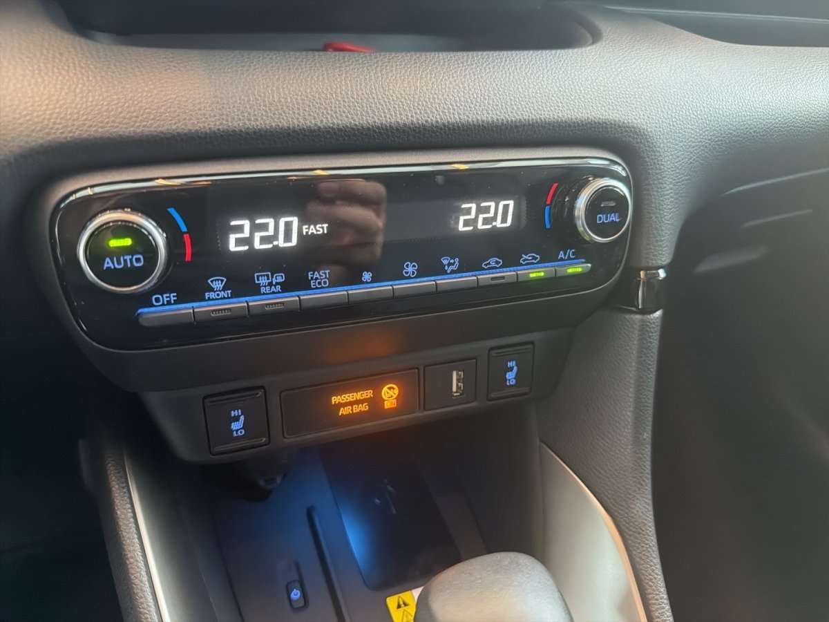 Fahrzeugbild eines Mazda Mazda2 Hybrid