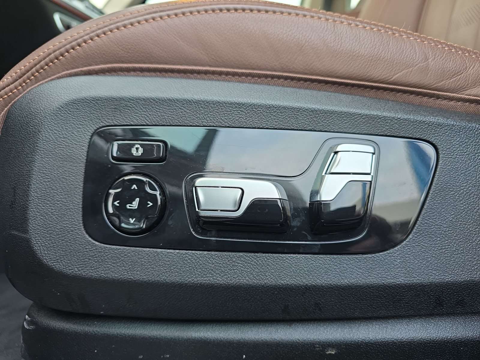 Fahrzeugbild eines BMW X5