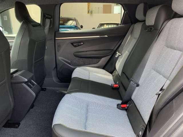 Fahrzeugbild eines Renault Scenic E-TECH