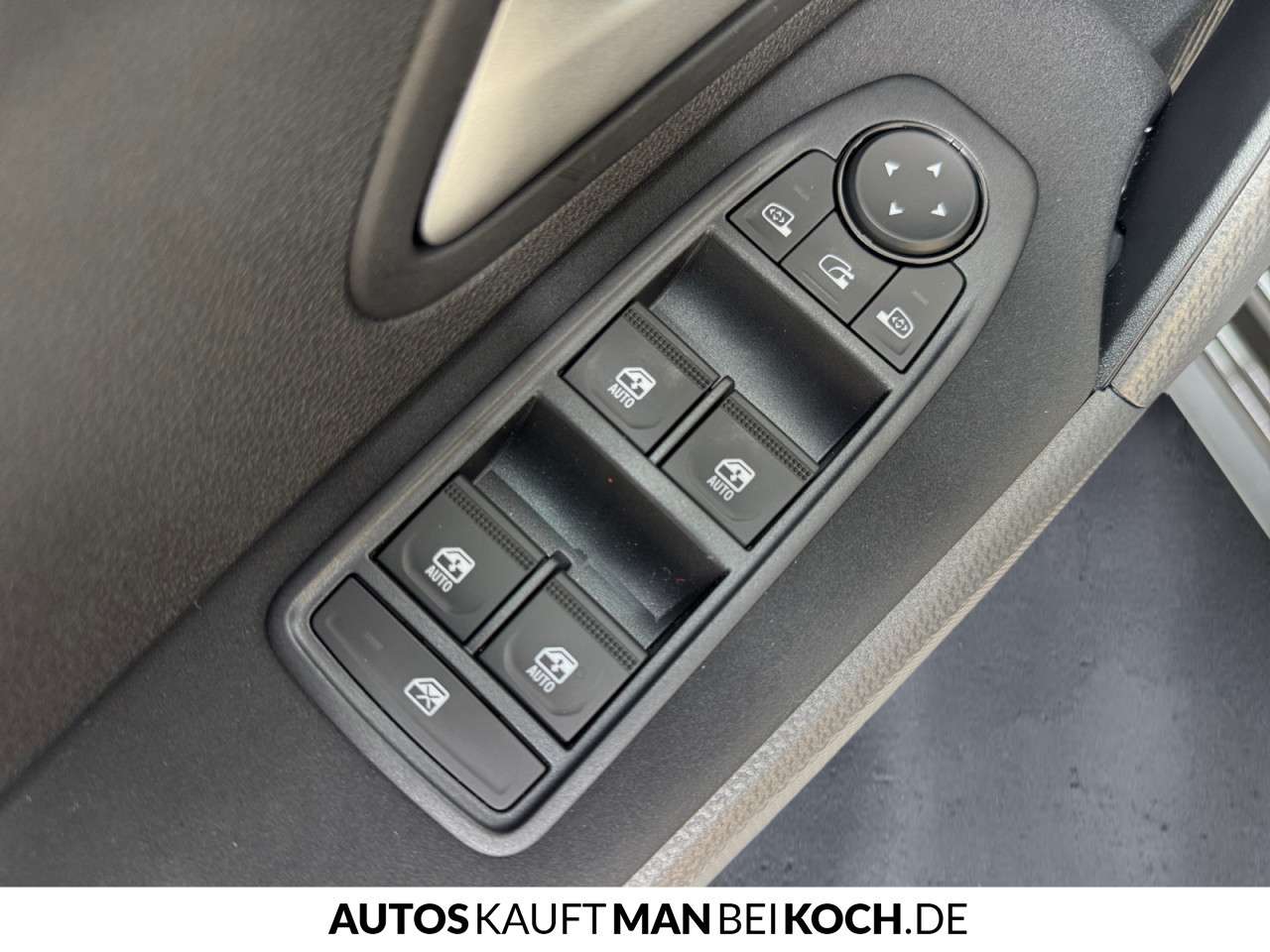 Fahrzeugbild eines Dacia Duster