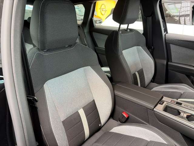 Fahrzeugbild eines Opel Grandland X