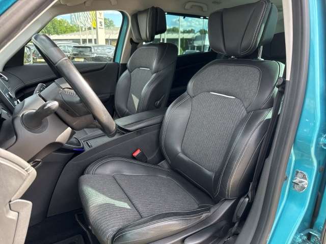 Fahrzeugbild eines Renault Grand Scénic