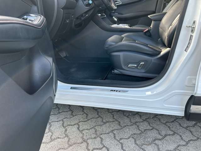 Fahrzeugbild eines MG EHS