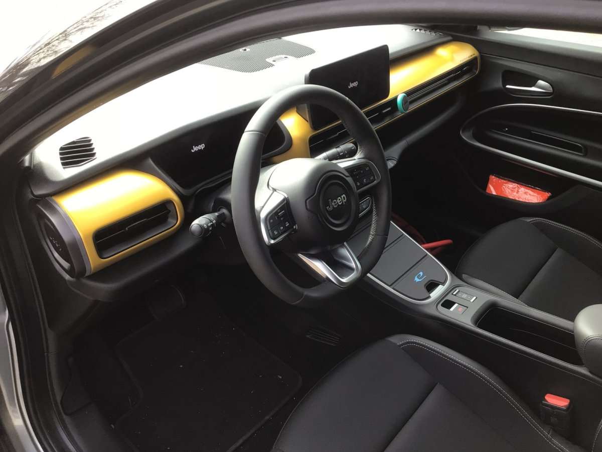 Fahrzeugbild eines Jeep Avenger