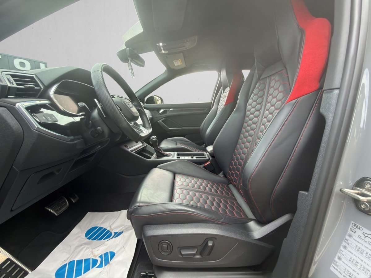 Fahrzeugbild eines Audi RS Q3