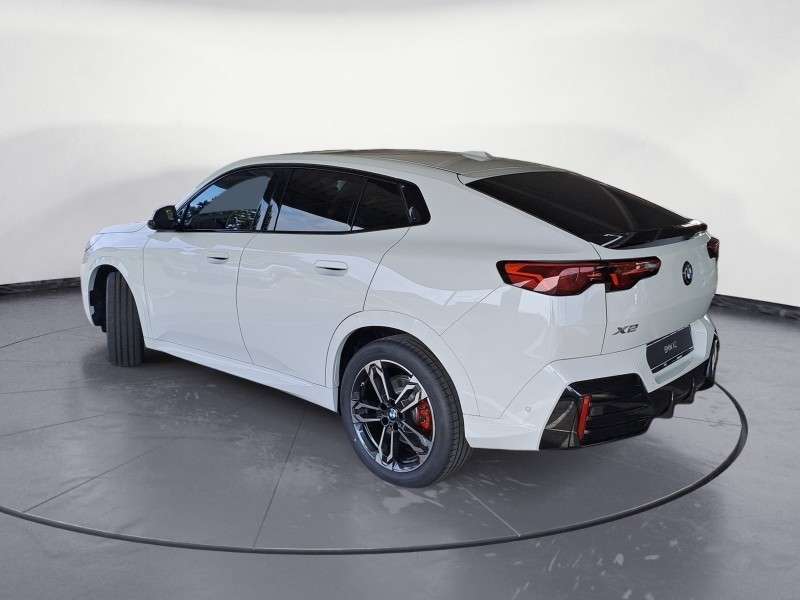 Fahrzeugbild eines BMW X2