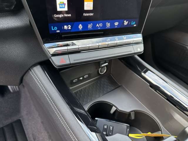 Fahrzeugbild eines Renault Rafale