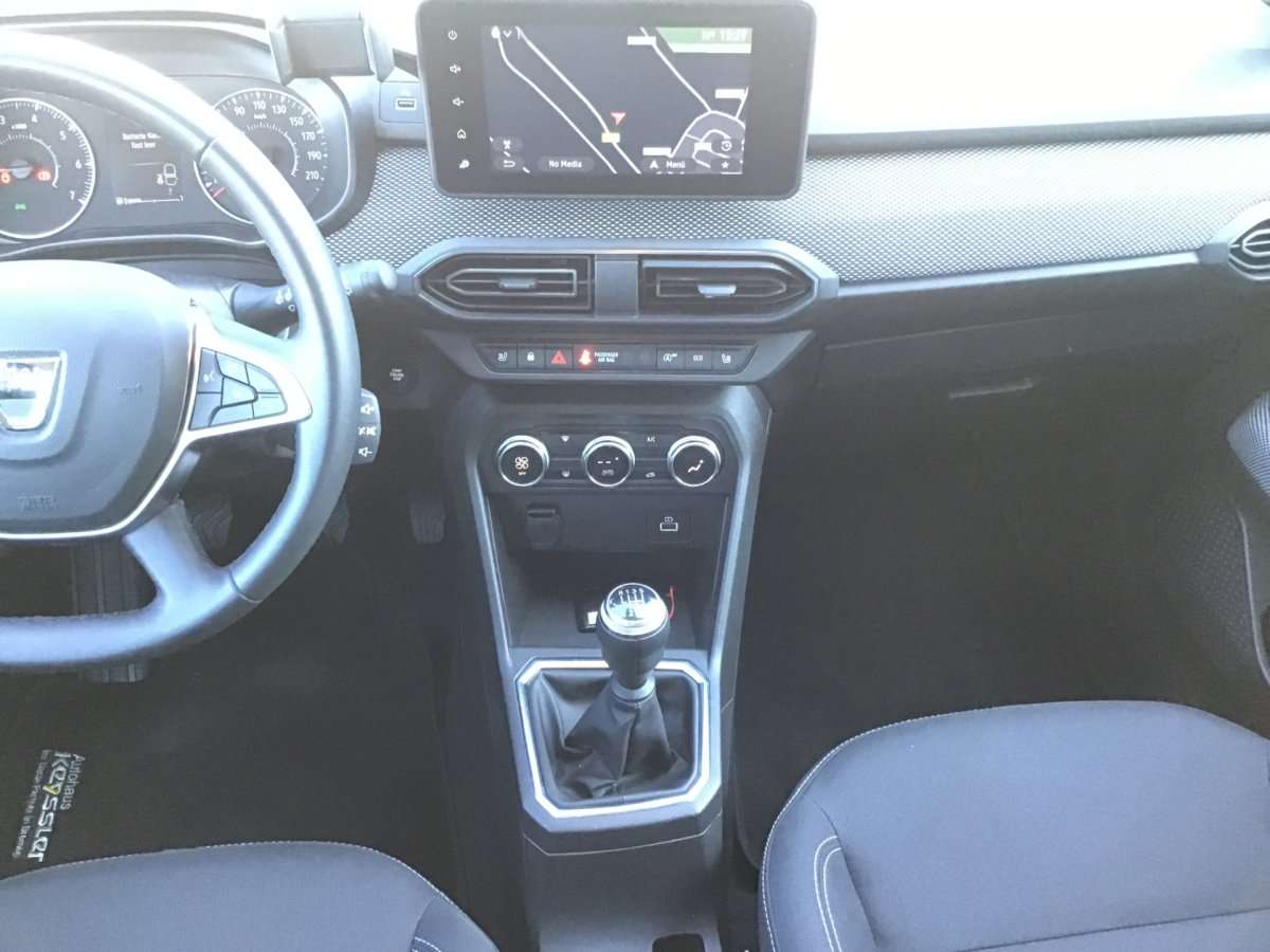 Fahrzeugbild eines Dacia Sandero