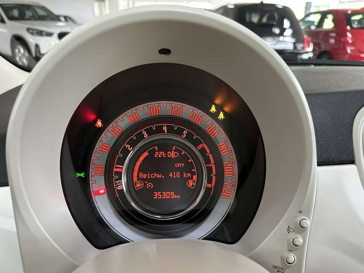 Fahrzeugbild eines Fiat 500