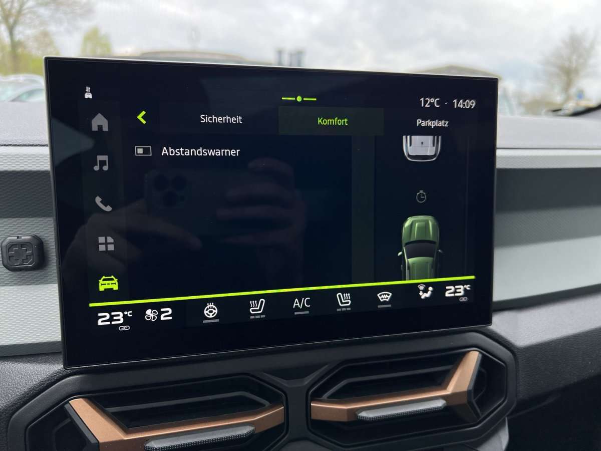 Fahrzeugbild eines Dacia Bigster