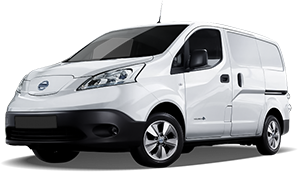 Frontansicht eines Nissan E-NV200 Kastenwagen, freigestellt